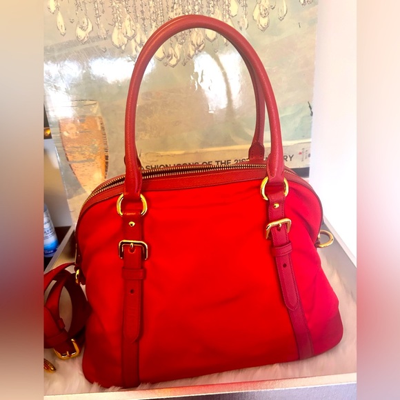 Prada like new top handle and cross body bag - Picture 4 of 4